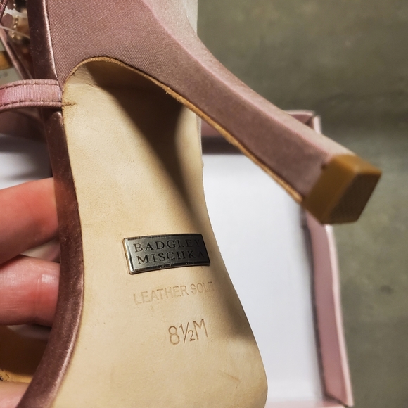 Badgley Mischka - Picture 2 of 5